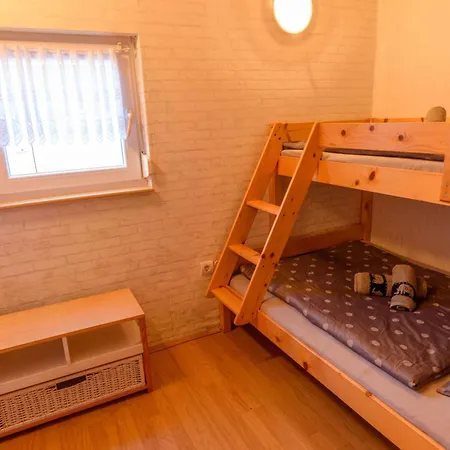 Lara Apartment